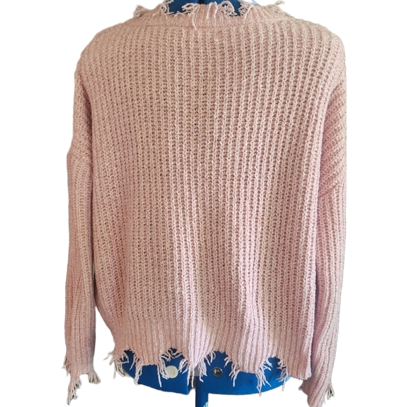 Ultra Flirt V-Neck Mauve Crop Sweater w/Raw Destructed Hem & Neck-line sz Lg EUC - Picture 2 of 4